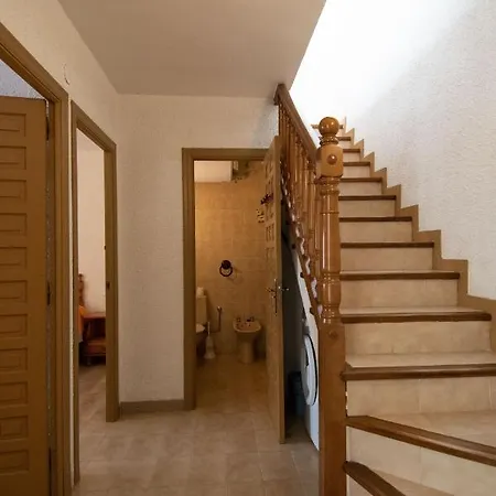 Casas Blancas Parque Montroig Apartment *