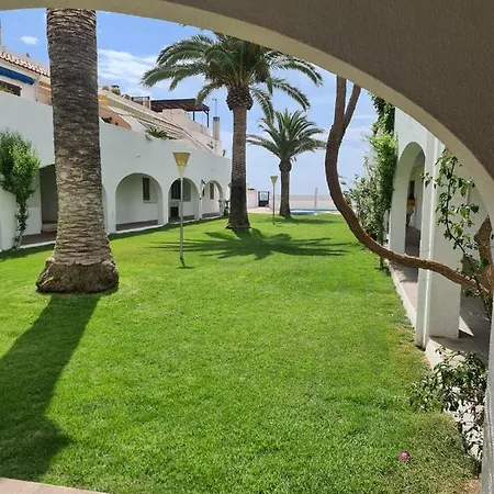 Casas Blancas Parque Montroig شقة ميامي بلاتجا