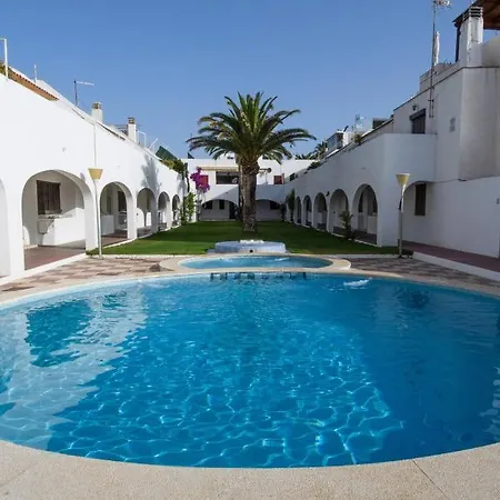 شقة Casas Blancas Parque Montroig *