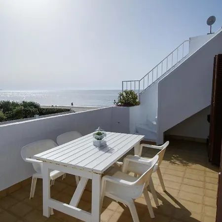 Casas Blancas Parque Montroig شقة *